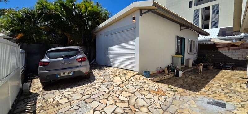 Maison à SAINT-DENIS