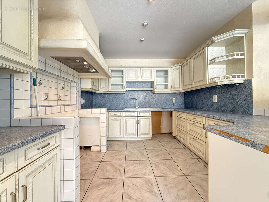 Maison à LONS-LE-SAUNIER