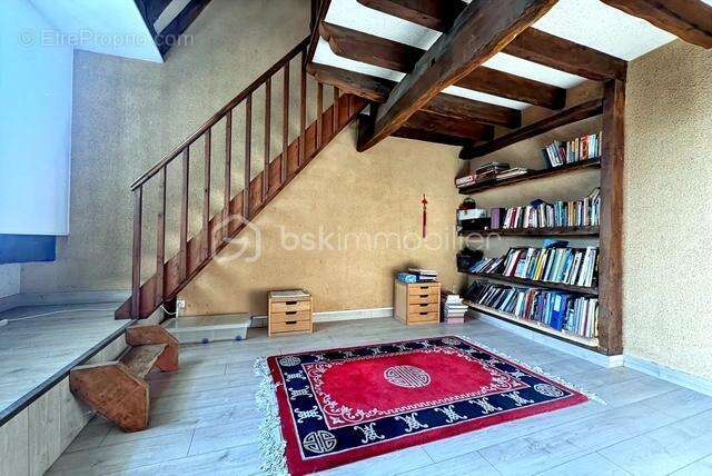 Maison à OLLAINVILLE