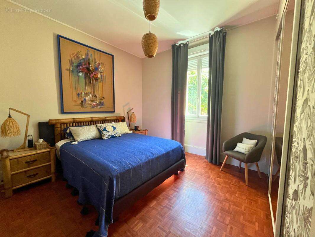 Maison à SAINT-VICTOR-DE-CESSIEU