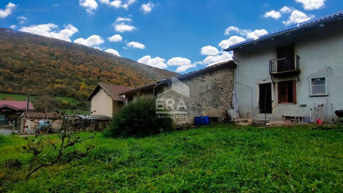Maison à ONCIEU