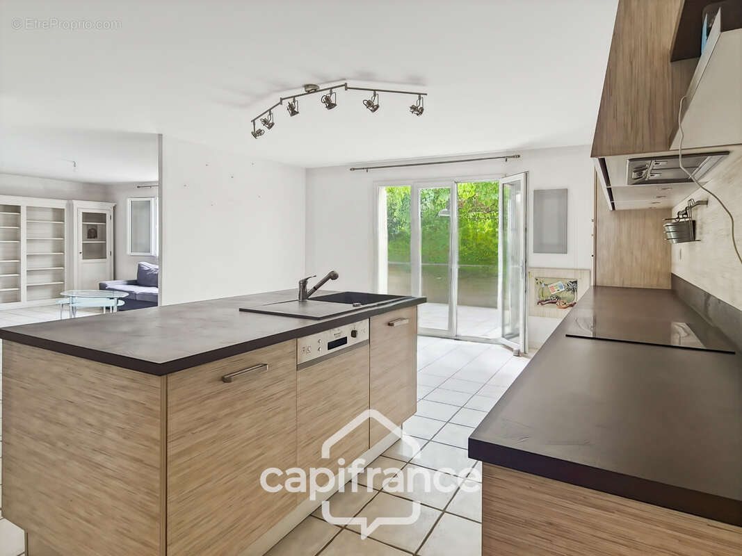 Maison à vendre 4 pièces ROQUEMAURE (30)-107m²-terrain 1540m² avec piscine et grand garage - photo 20