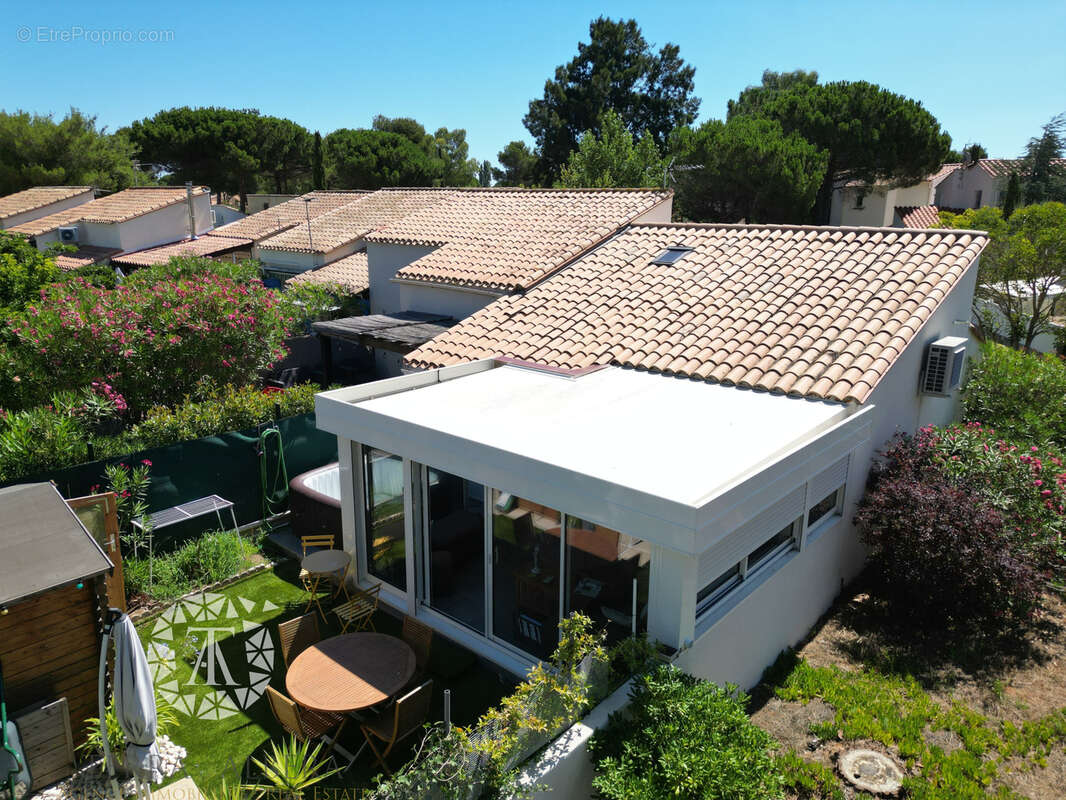 Autre à SAINT-CYPRIEN