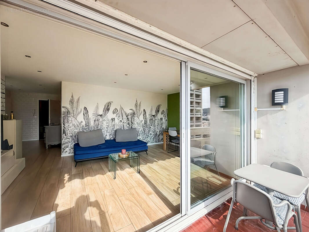 Appartement à MARSEILLE-9E