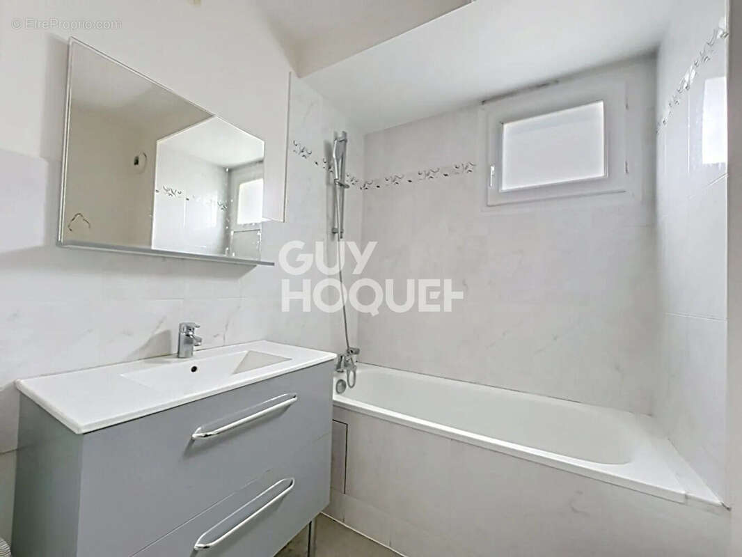 Appartement à STAINS