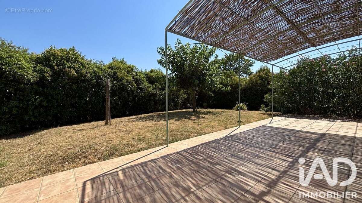 Maison 84 m² à Pont-Saint-Esprit  - photo 2