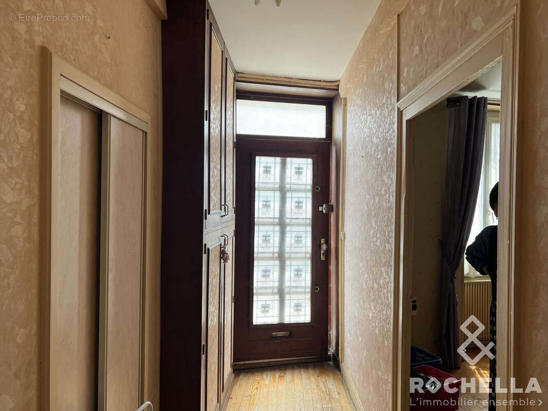 Maison à SAINT-JEAN-D'ANGELY