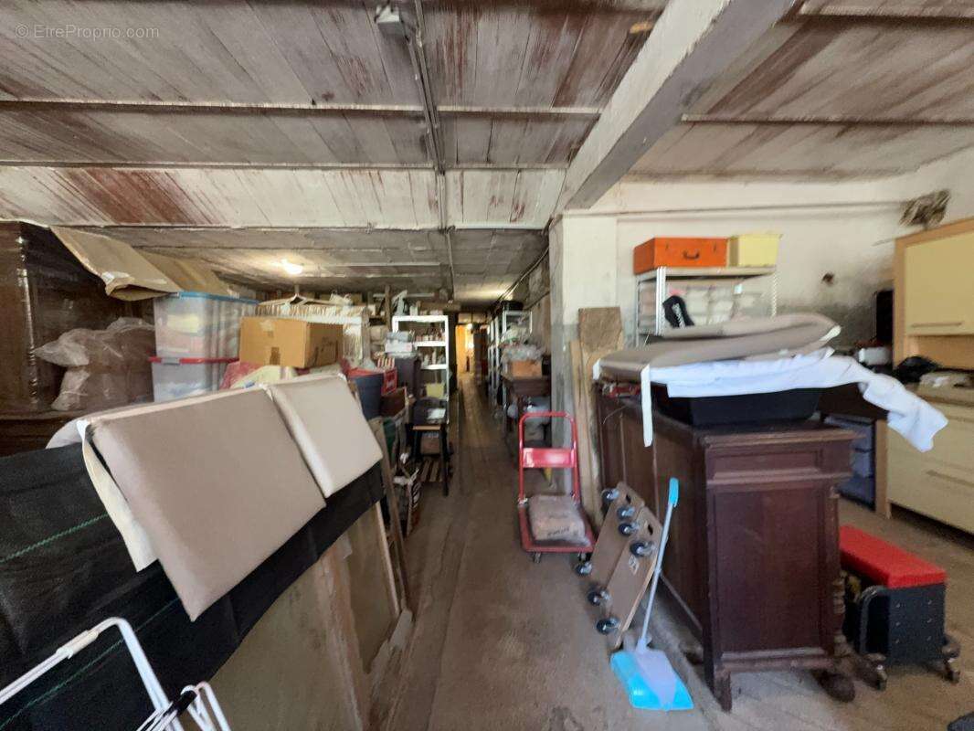 Maison en pierre avec 350 m² de dépendances, jardin et terrasse – Genevrières (52) - photo 30