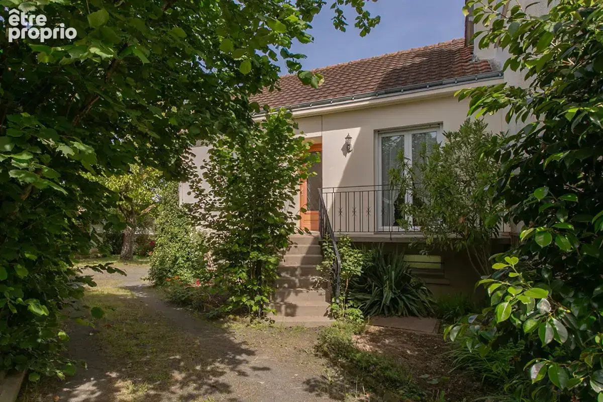 Maison Gorges 6 P et terrain à bâtir. 4 Chs . 128,7 M² . T 1034 M² . 2 garages . Sous sol - photo 5