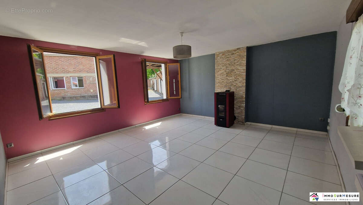Maison à REBREUVIETTE