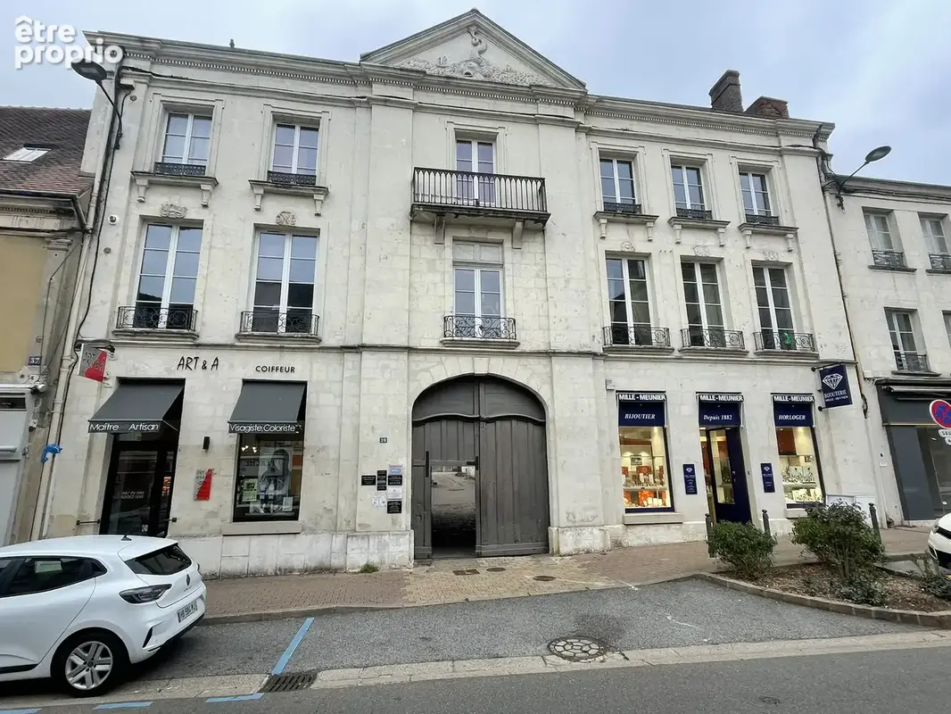 Centre ville Nogent le Rotrou, très bel appartement à vendre - photo 9