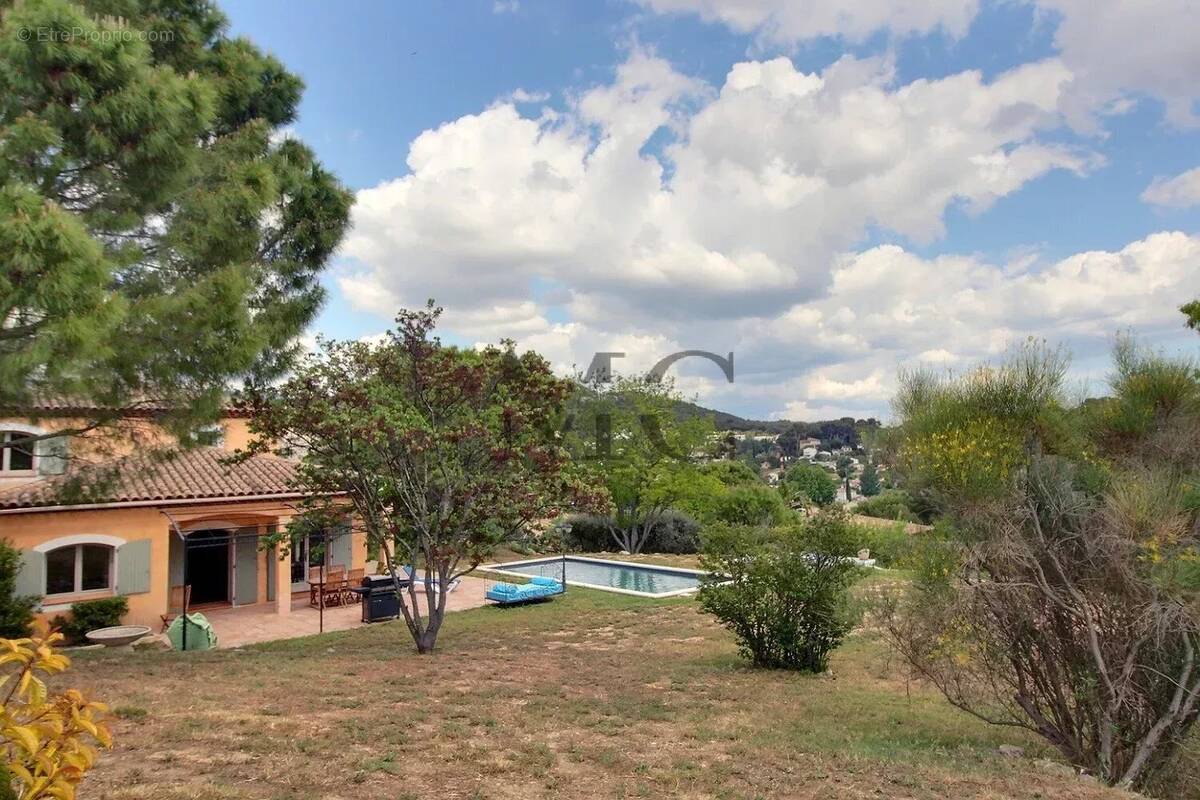 Maison à MARSEILLE-11E