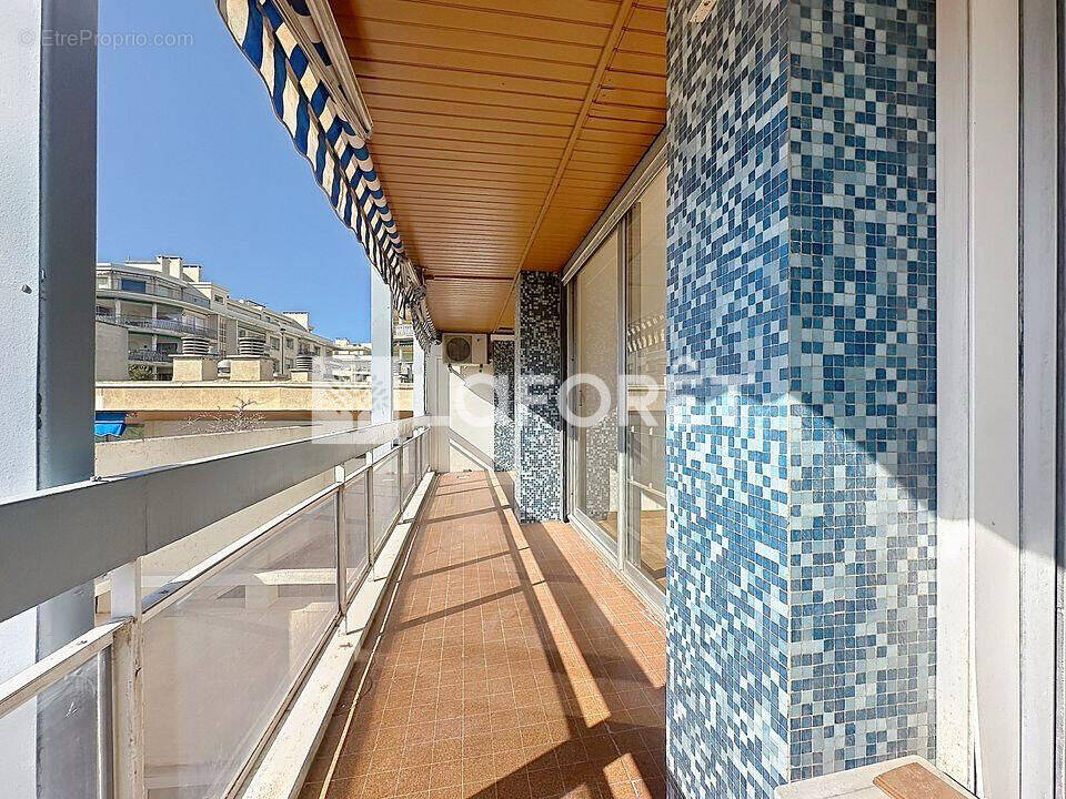 Appartement à MARSEILLE-8E