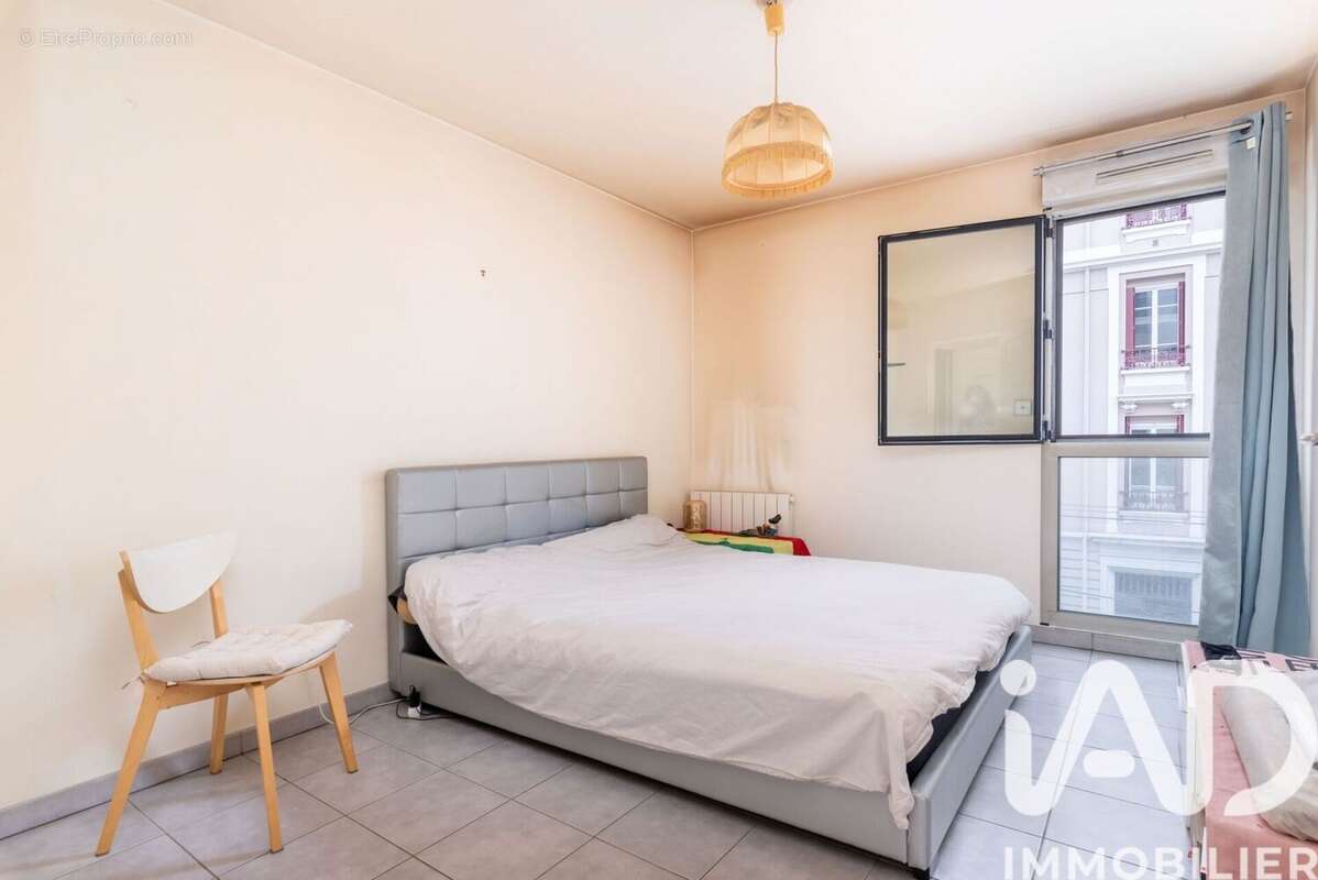 Photo 5 - Appartement à VILLEURBANNE