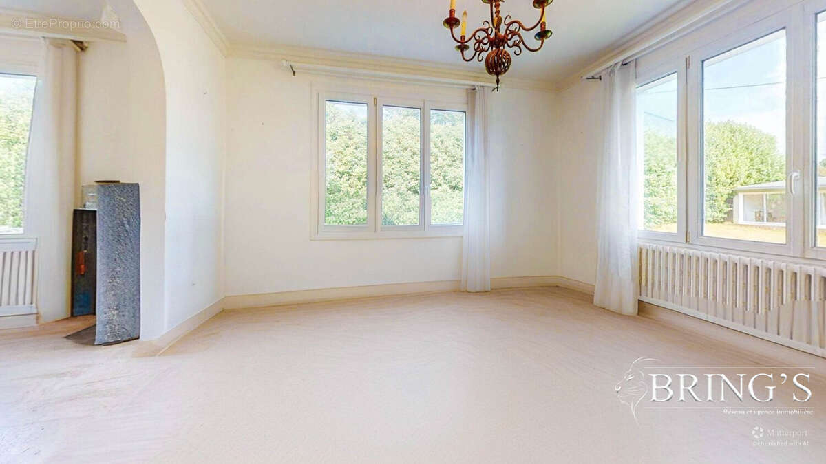 Maison 146 m² à Gouesnach  - photo 7