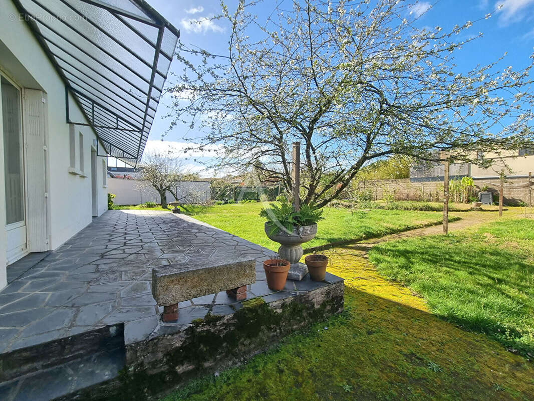 Maison à SAINT-SEBASTIEN-SUR-LOIRE