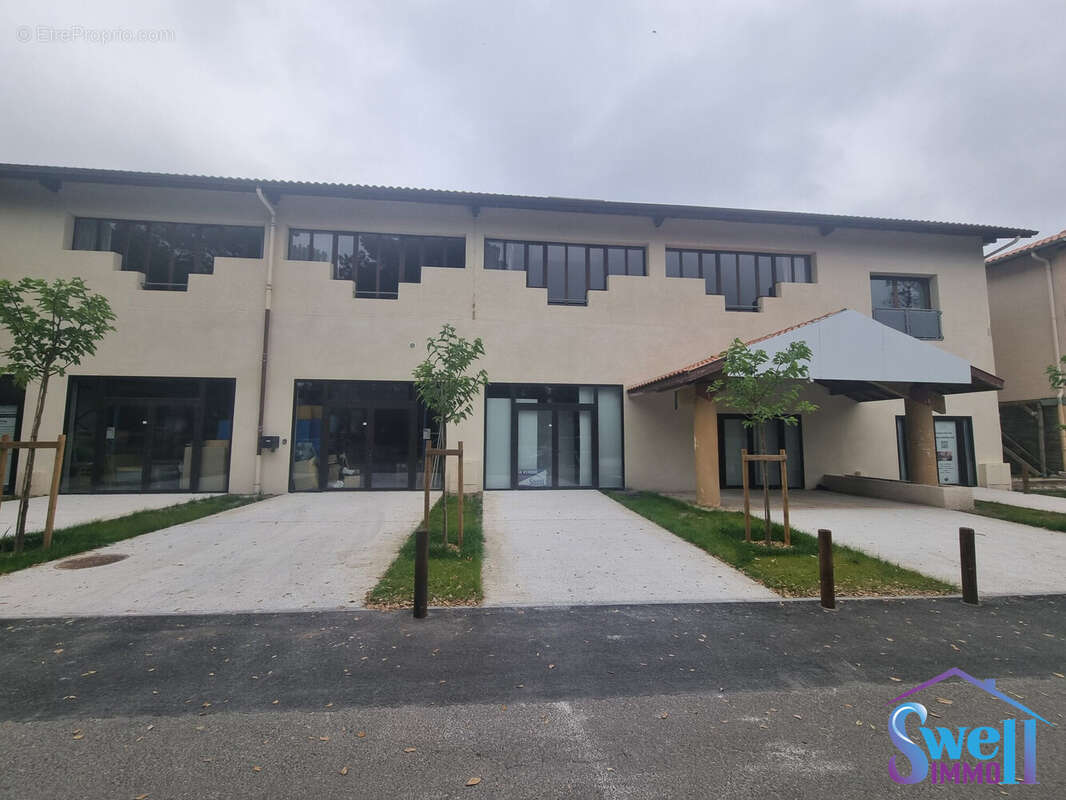 Commerce à MOLIETS-ET-MAA