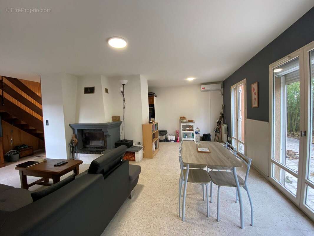 Maison à ROMANS-SUR-ISERE