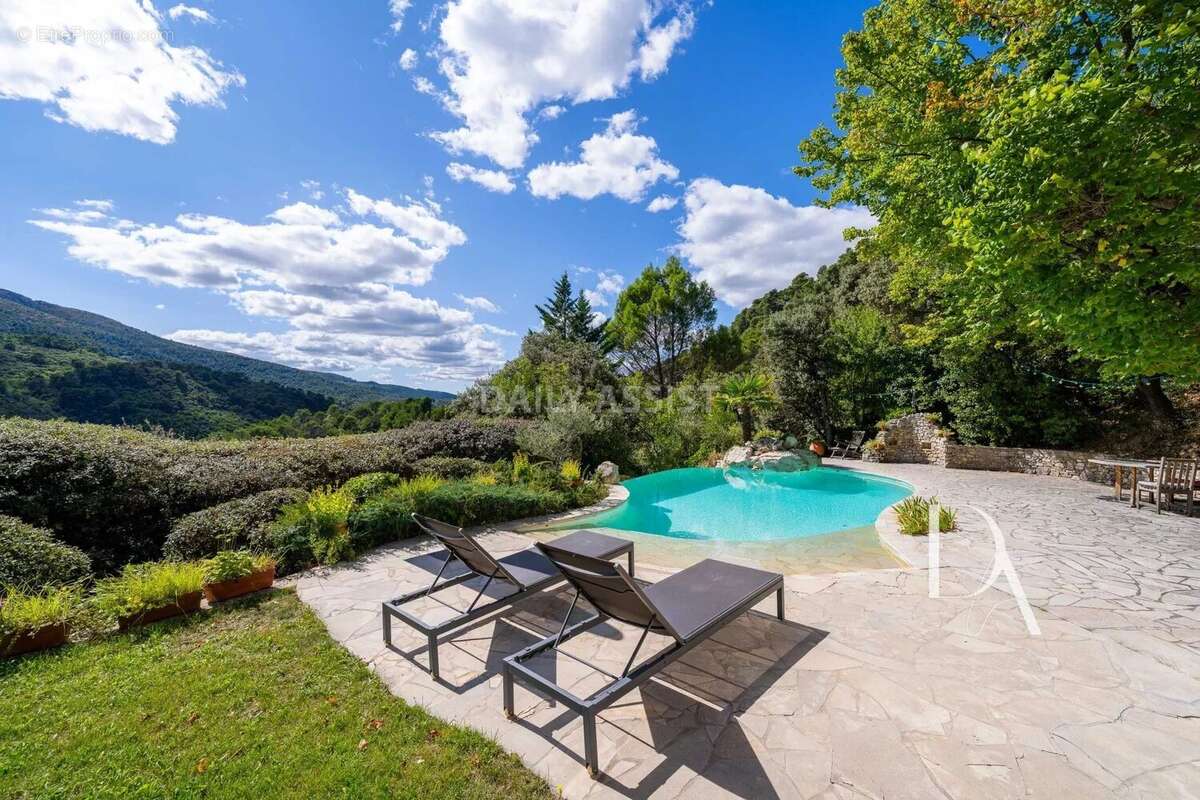 Appartement à VAUVENARGUES