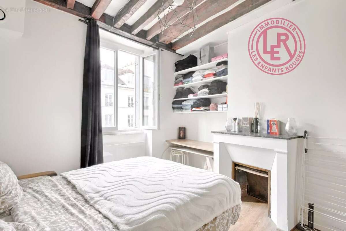 Appartement à PARIS-10E