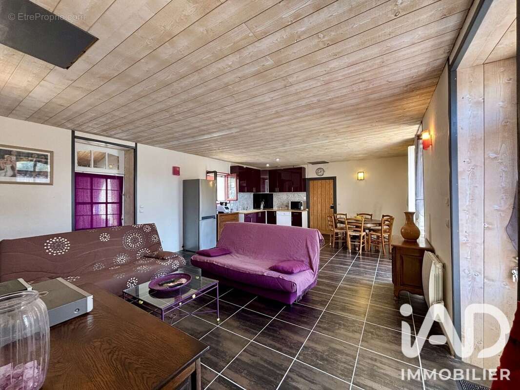 Maison 93 m² à Longeville-Sur-Mer  - photo 2