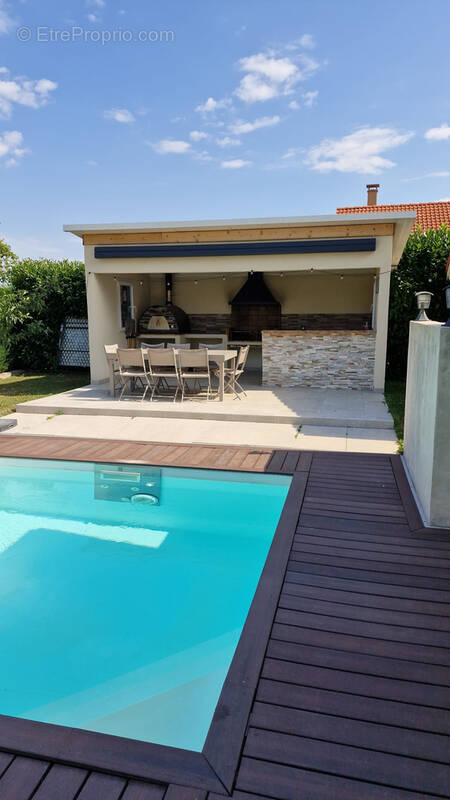Maison à DOUVAINE
