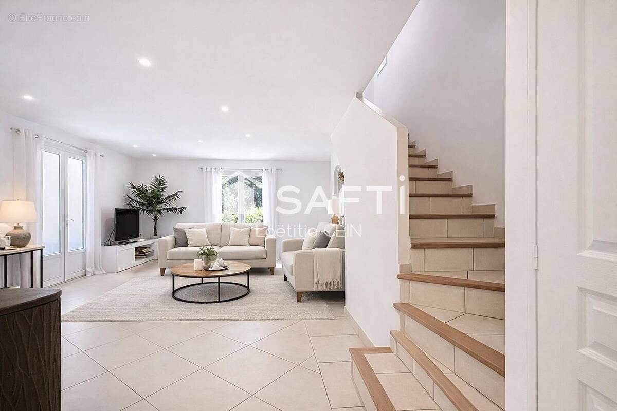 Photo 1 - Maison à BAGNOLS-EN-FORET