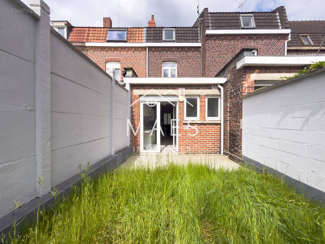 Maison à WAMBRECHIES