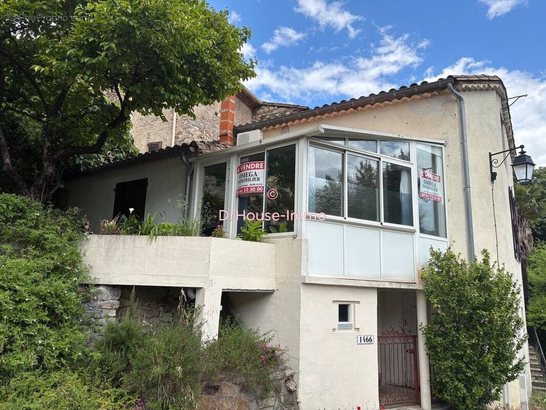 Maison à SAINT-JEAN-DU-PIN
