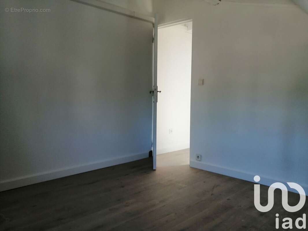 Photo 9 - Appartement à CABRIERES-D'AVIGNON