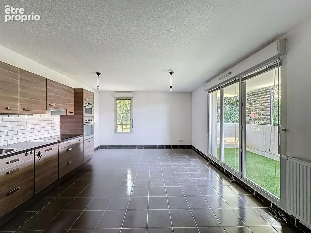 Appartement T3 lumineux avec terrasse et parking en sous-sol ? À proximité du centre-village - photo 10