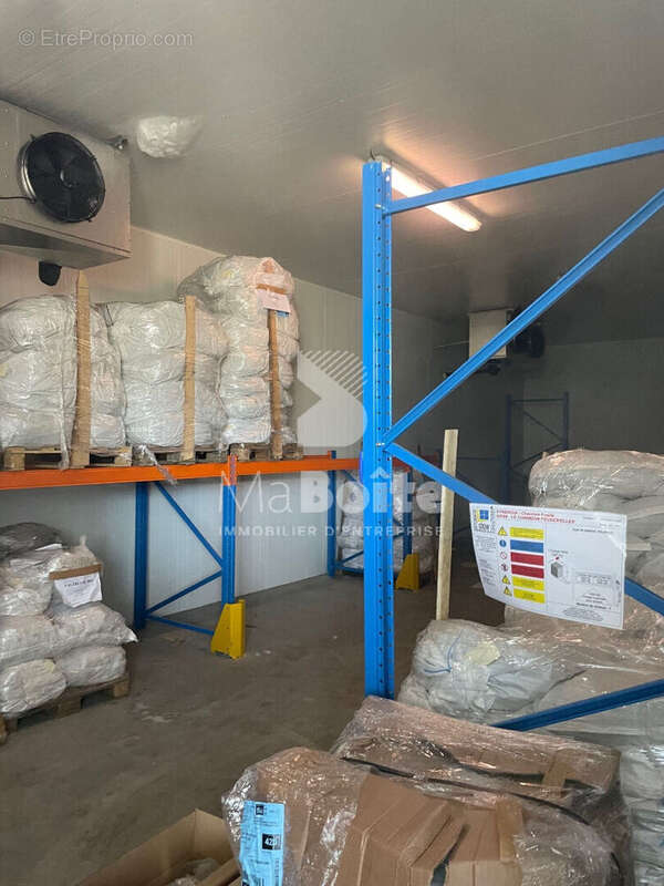 Commerce à LE CHAMBON-FEUGEROLLES