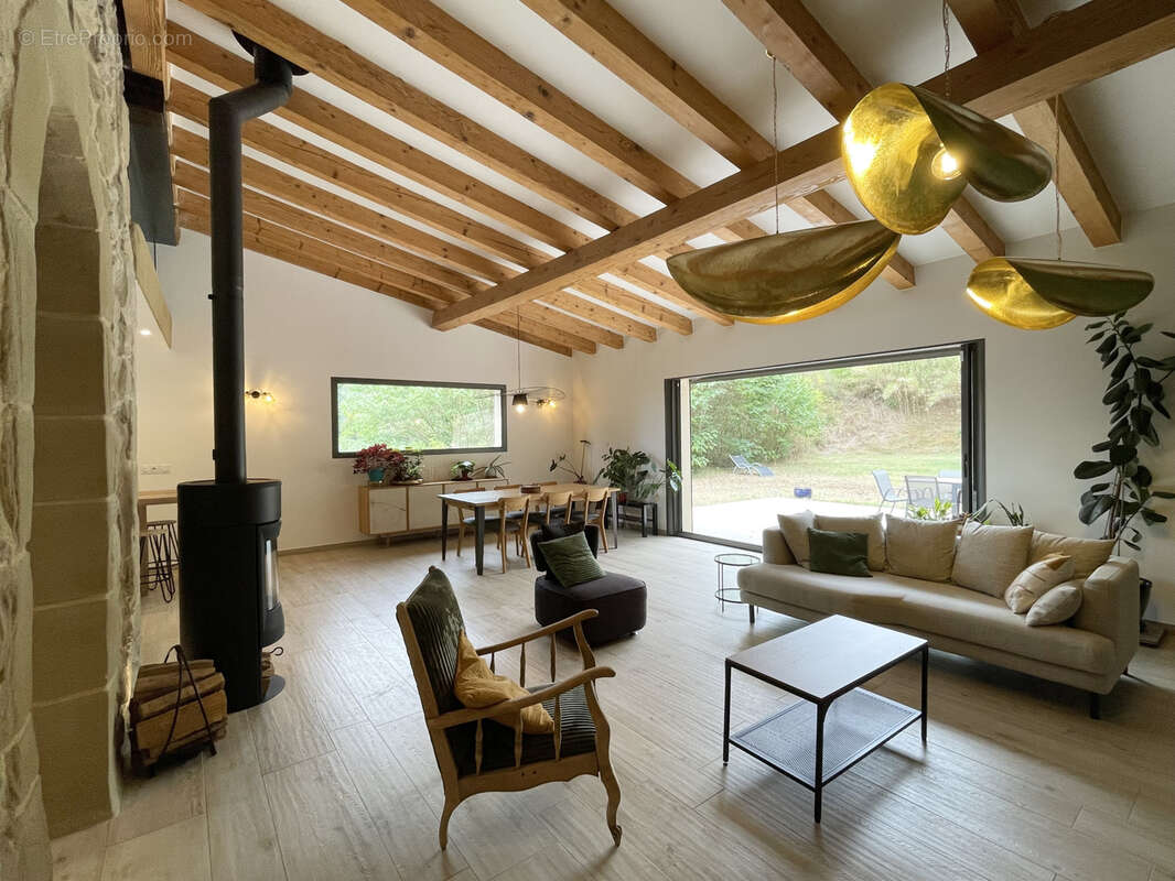 Maison à MOURS-SAINT-EUSEBE