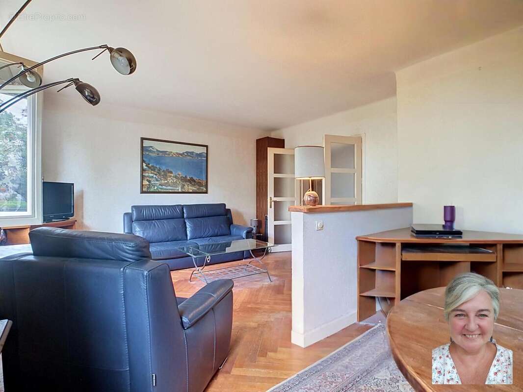 Photo 2 - Appartement à LYON-8E
