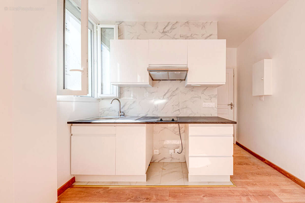 Appartement à PARIS-19E