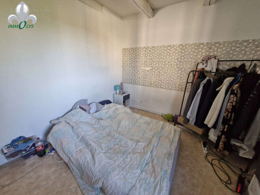 Appartement à LES BORDES