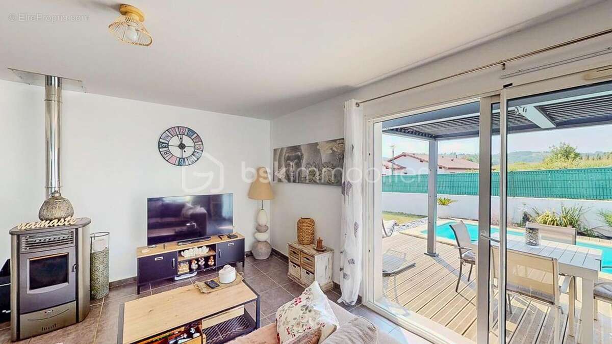 Maison de plain-pied de 2017 avec 4 chambres et piscine - photo 13