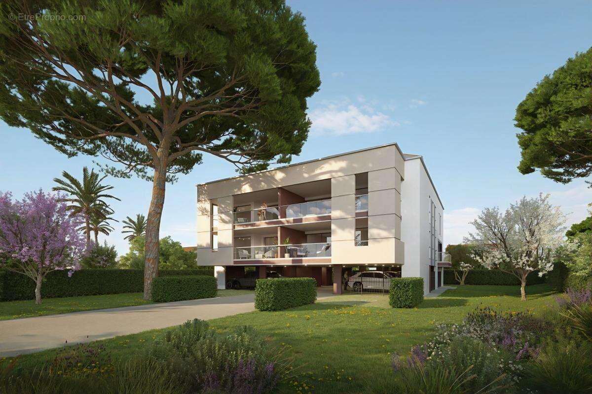 Appartement à SIX-FOURS-LES-PLAGES