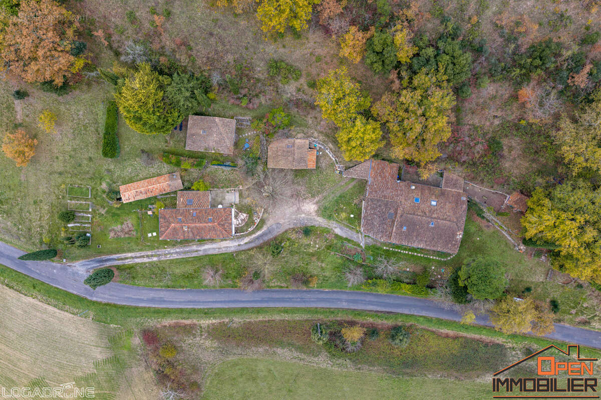 Maison à HAUTEFAGE-LA-TOUR