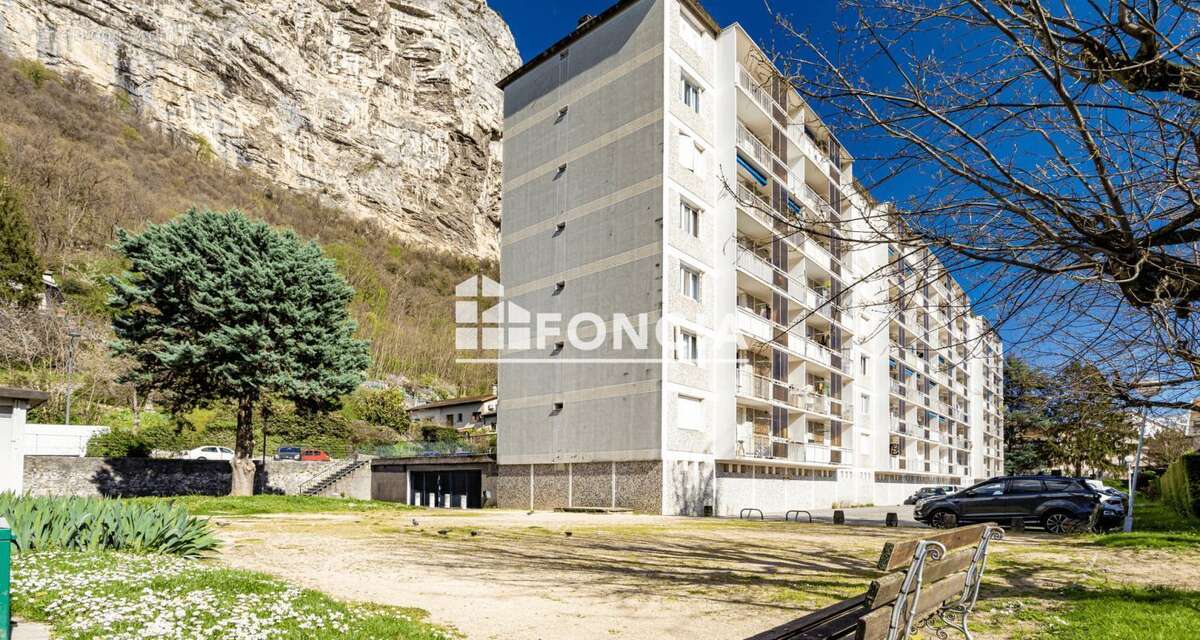 Appartement à SAINT-MARTIN-LE-VINOUX