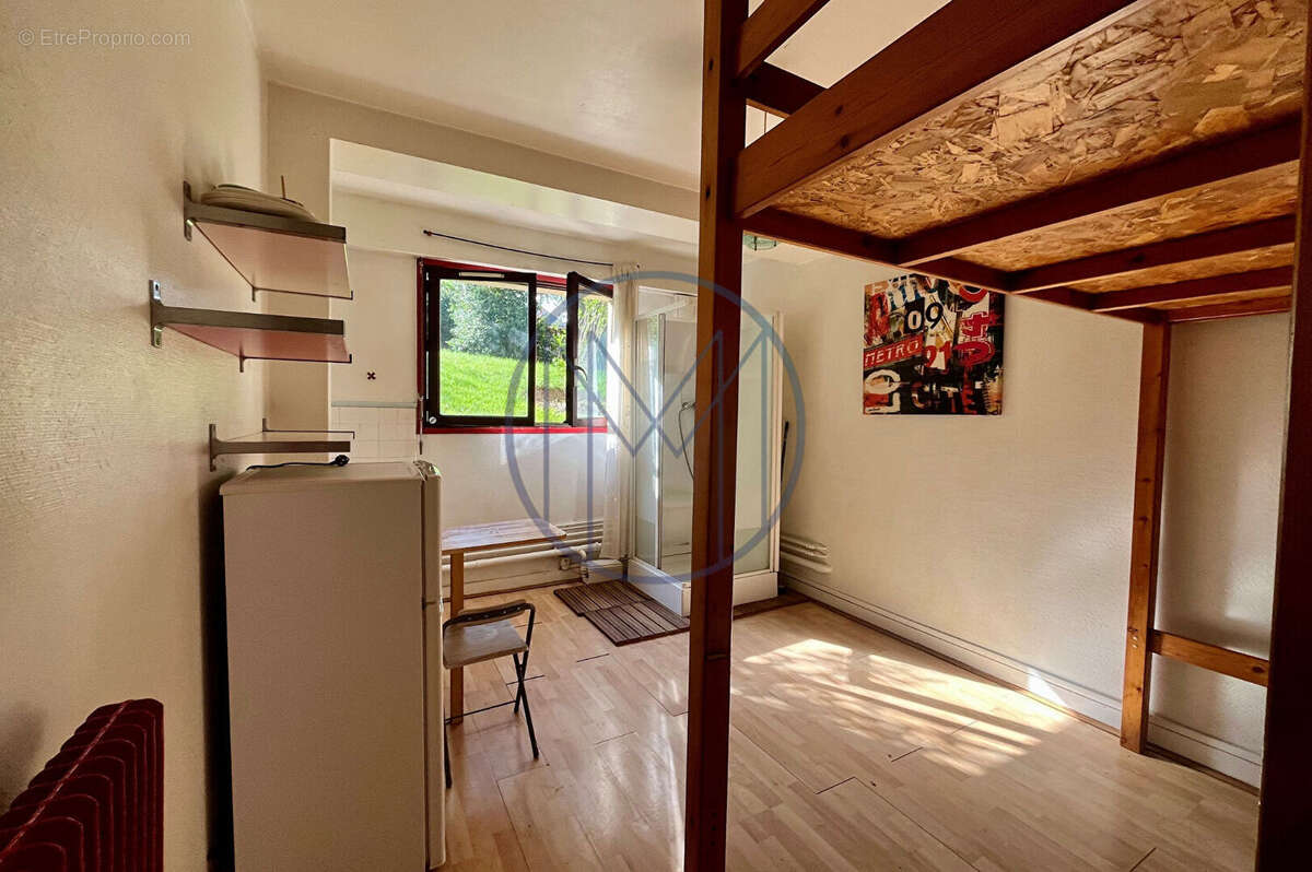 Appartement à VERSAILLES