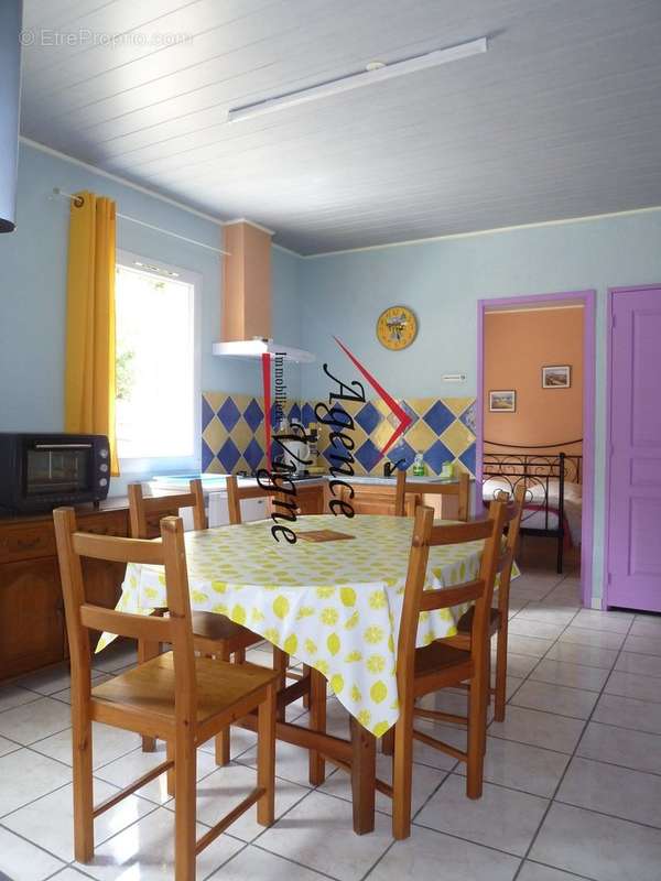 Maison à SAINT-AMBROIX