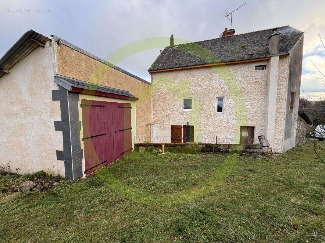 Maison à SAINT-CHABRAIS