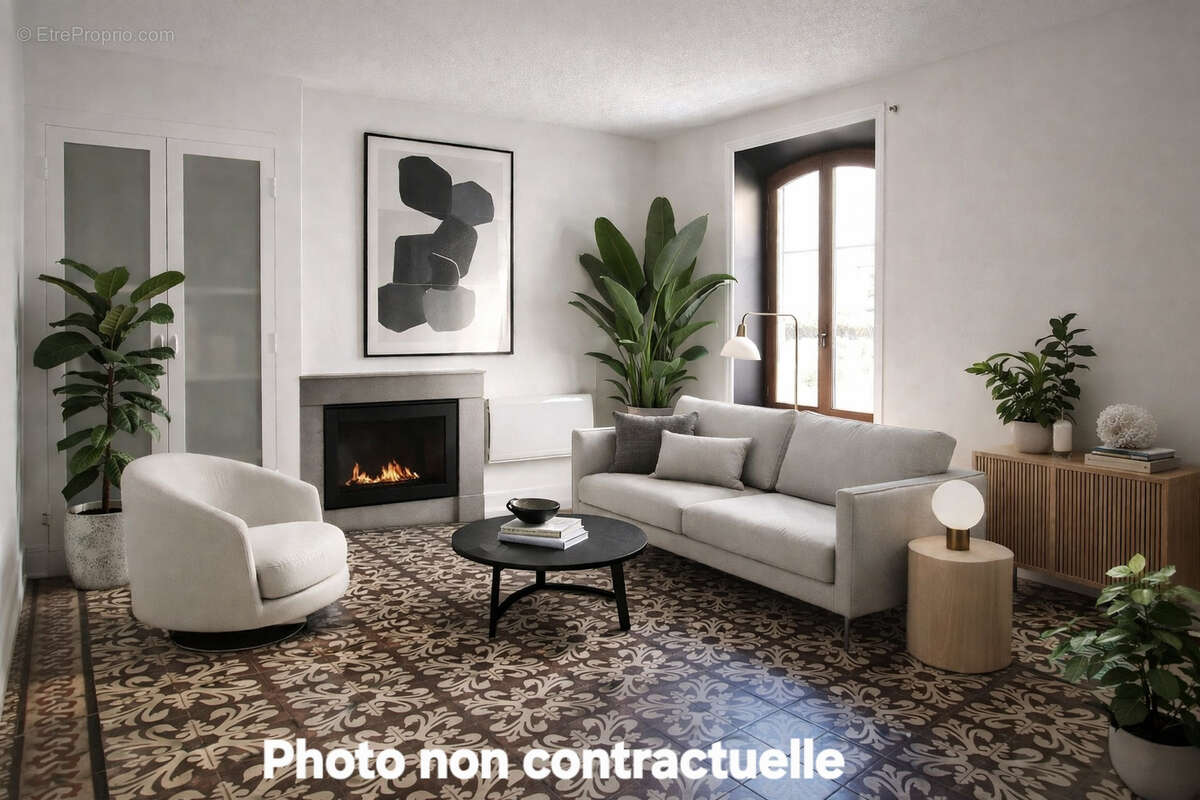 Maison à SAINT-PAUL-TROIS-CHATEAUX