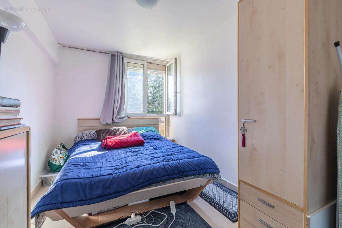 Appartement à THIAIS