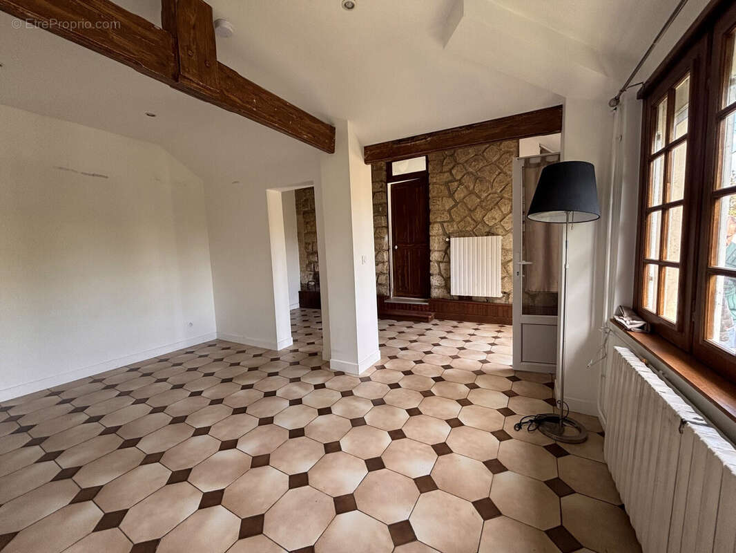 Maison à AUVERS-SUR-OISE
