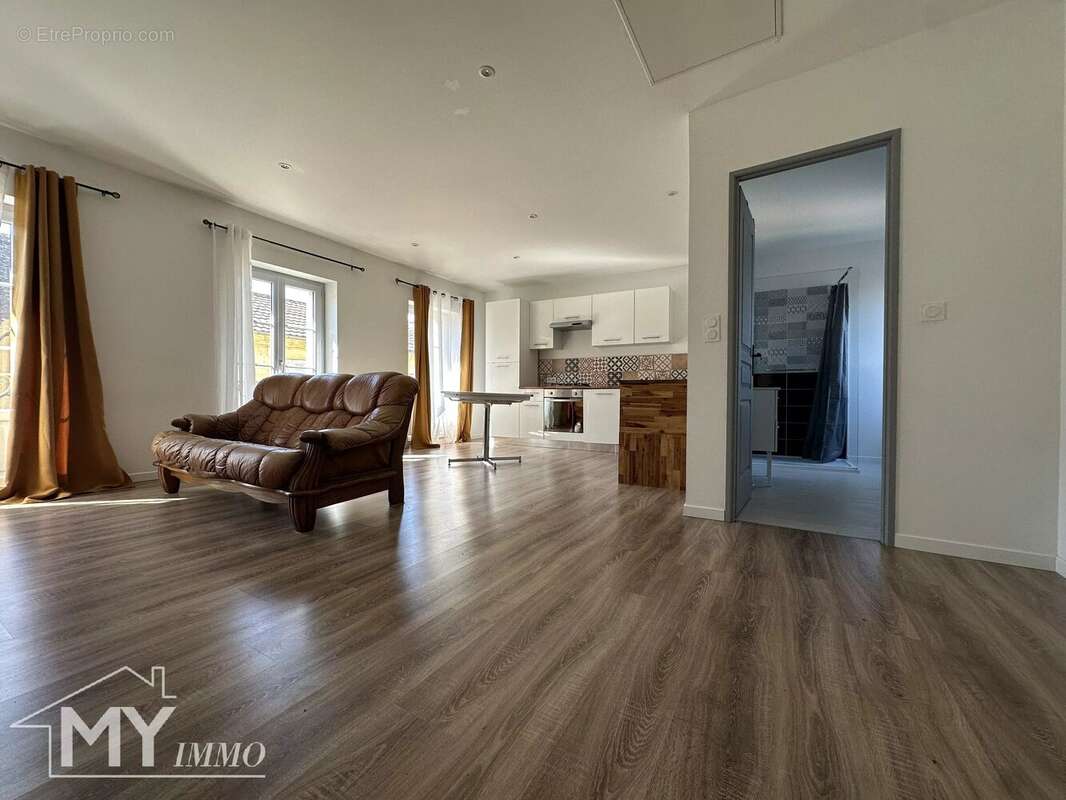 Appartement à LALINDE