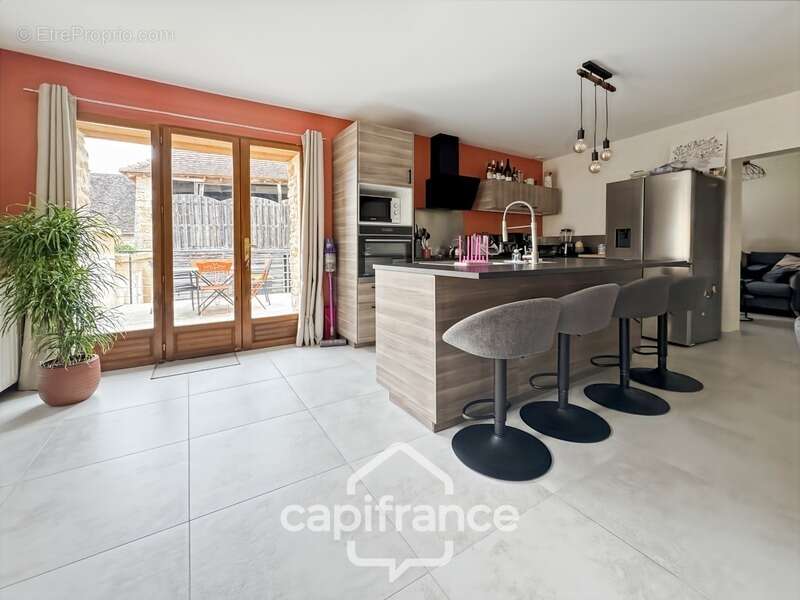 Maison à CHALON-SUR-SAONE