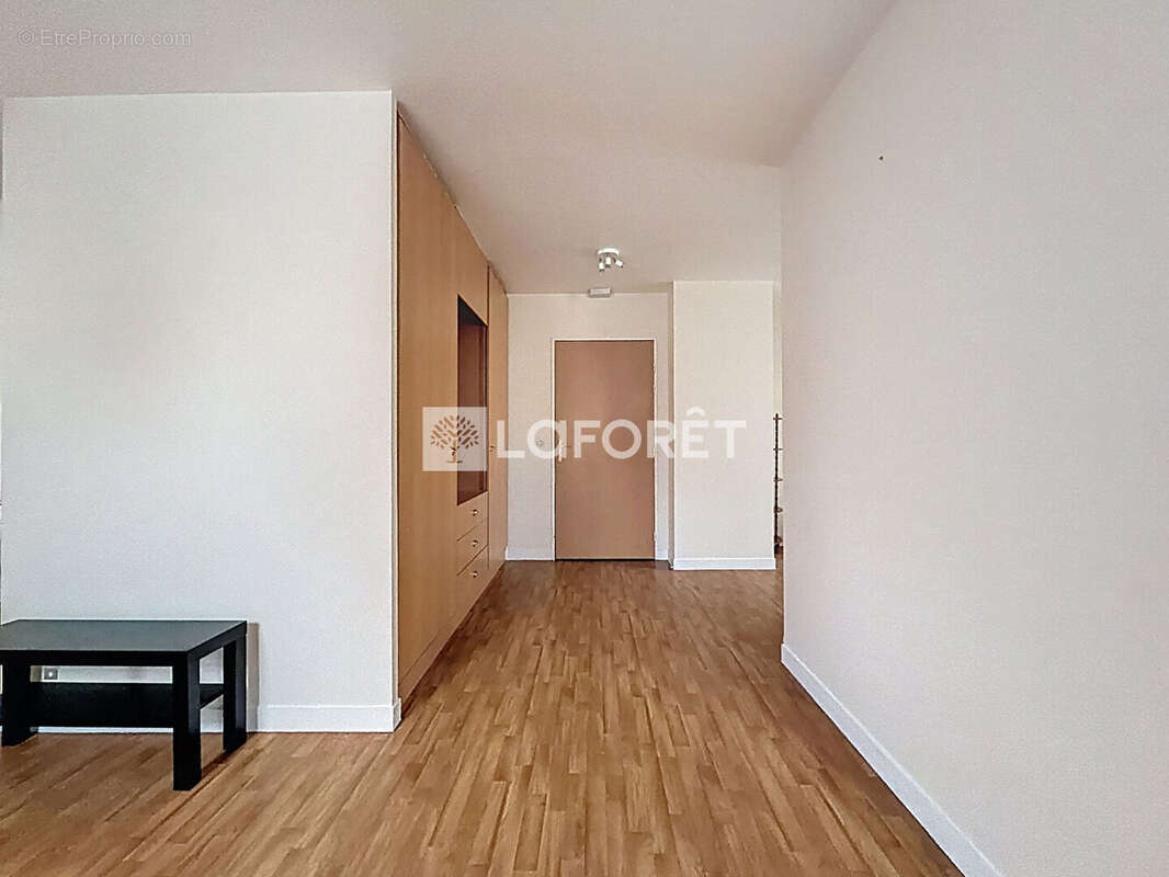 Appartement à VERRIERES-LE-BUISSON