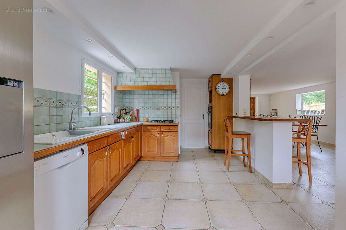 Maison à FONTENAY-LE-FLEURY